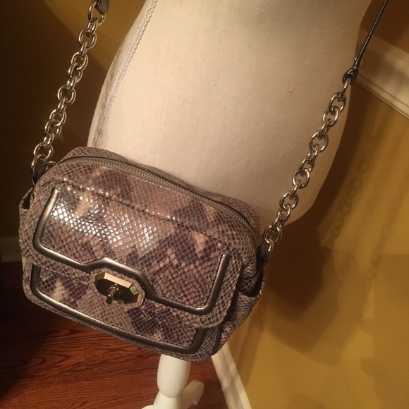 Coach exotic Pewter leather Crossbody chain purse - Picture 7 of 8